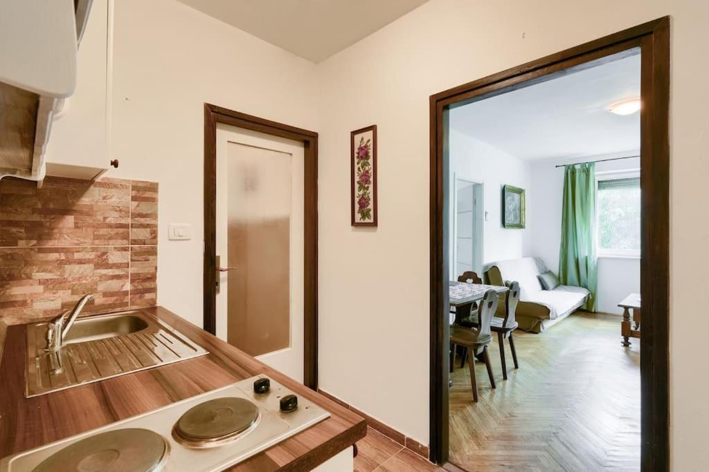 Apartman Legacy Apartment Zadar Exterior photo